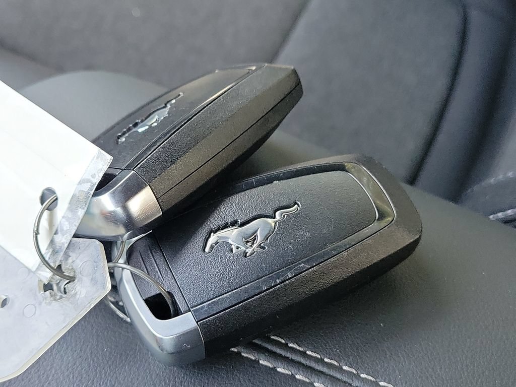 Used 2026 Ford Mustang Coupe RWD image 29