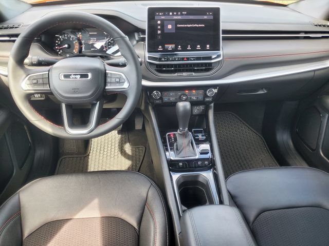 Used 2026 Jeep Compass Trailhawk AWD/4WD image 23