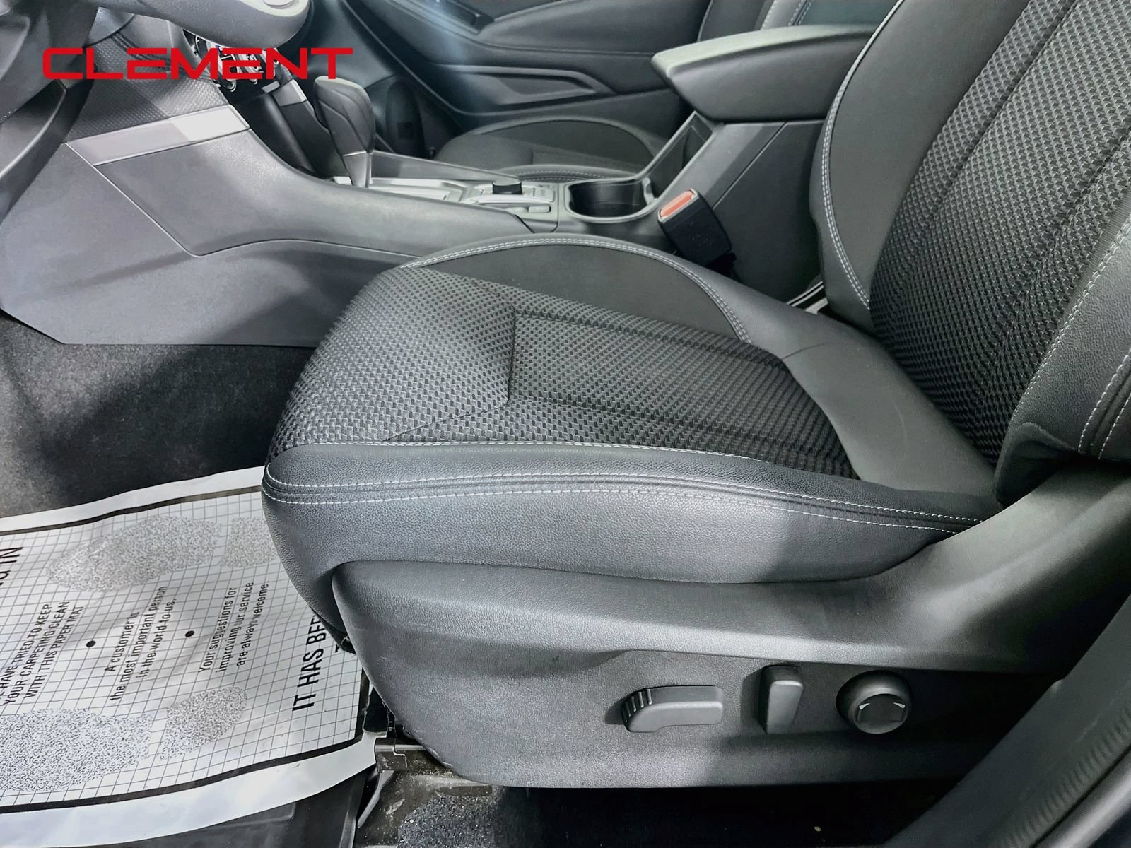Used 2022 Subaru Forester Premium AWD/4WD image 27
