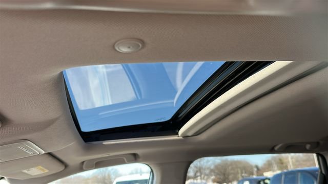 Used 2024 Honda CR-V EX image 11