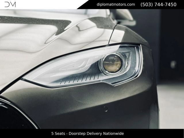 Used 2015 Tesla Model S 70D AWD/4WD image 12