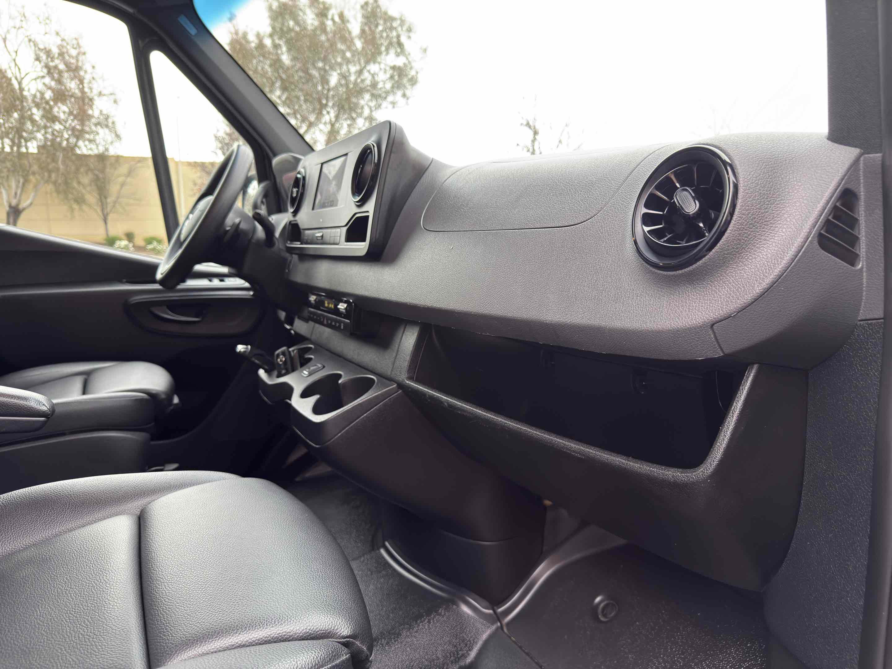 Used 2023 Mercedes-Benz Sprinter 2500 image 56