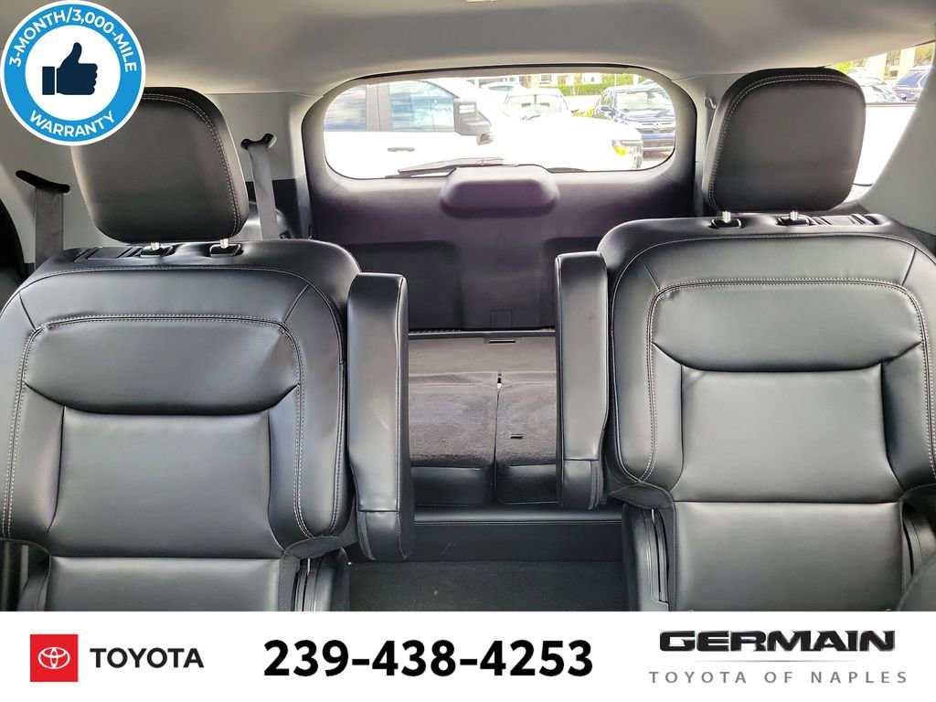 Used 2022 Ford Explorer XLT w/ Equipment Group 202A image 30