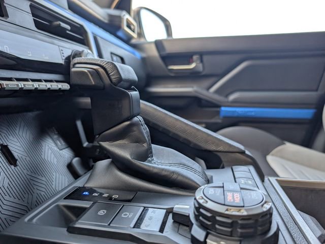 Used 2025 Toyota Tacoma TRD Off-Road image 20