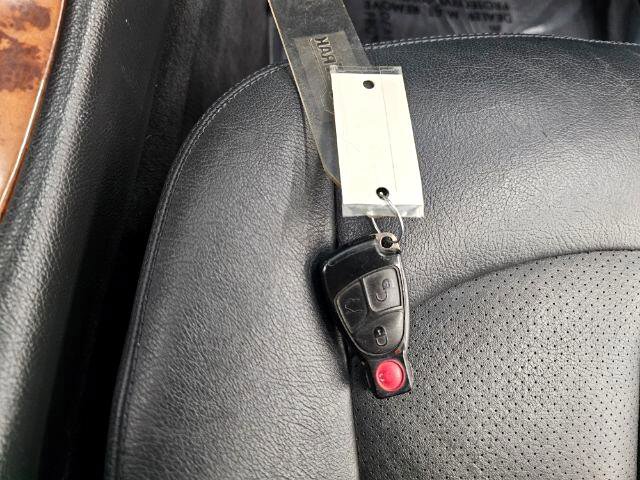 Used 2005 Mercedes-Benz CLK 500 Cabriolet image 21