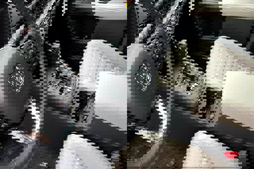 New 2026 Honda CR-V EX-L image 13