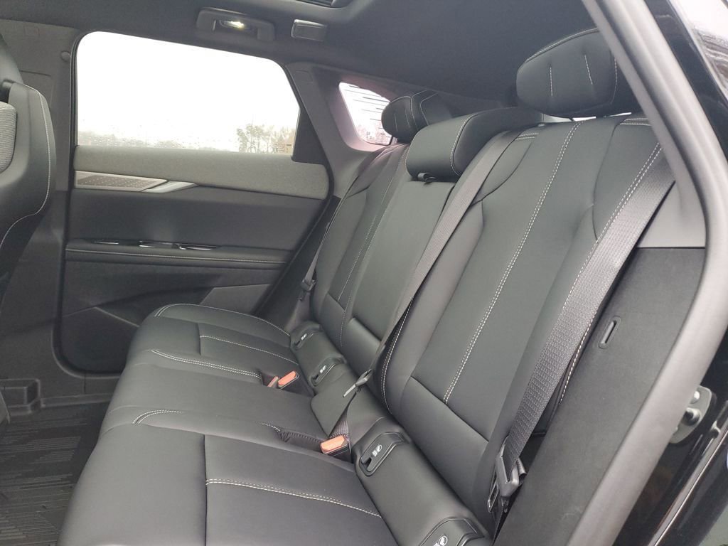 New 2026 Cadillac Optiq Sport 1 image 25