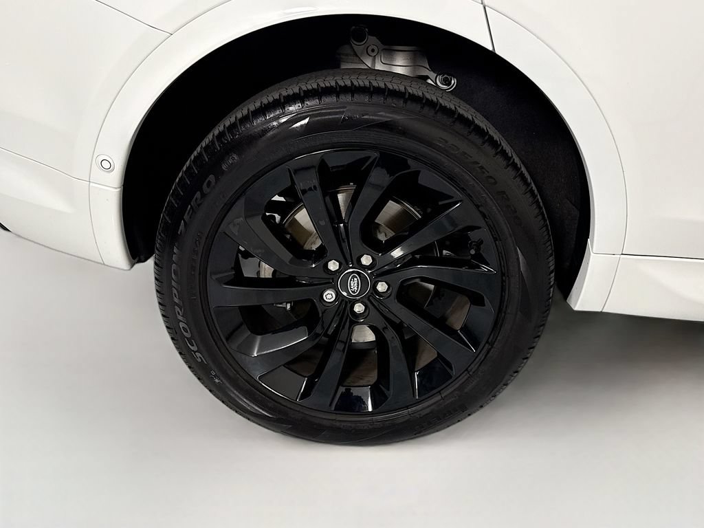 Certified 2025 Land Rover Discovery Sport S AWD/4WD image 34