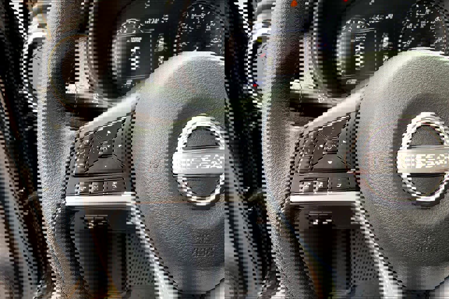 Used 2023 Nissan Kicks SV image 19