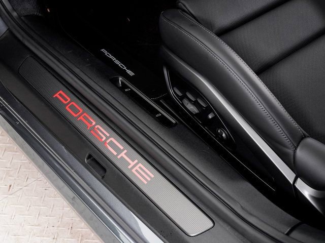 Certified 2025 Porsche 911 Carrera image 13