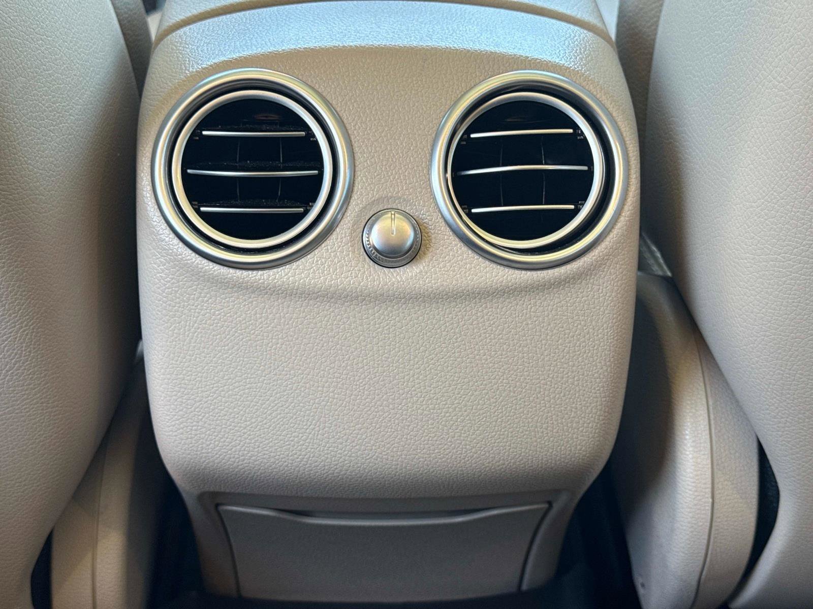 Used 2022 Mercedes-Benz GLC 300 GLC 300 image 19