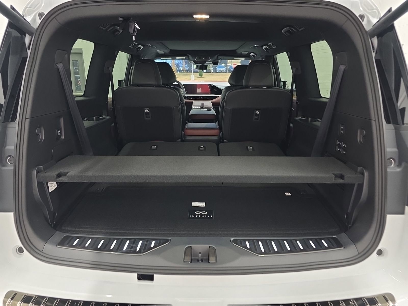 New 2026 INFINITI QX80 Autograph image 18