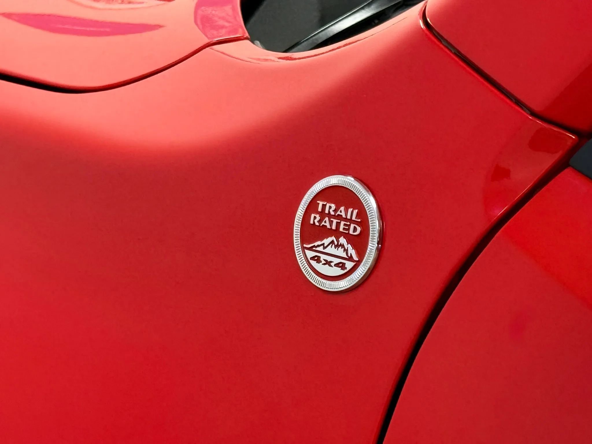 Used 2018 Jeep Renegade Trailhawk w/ UConnect 8.4 Nav Group image 11