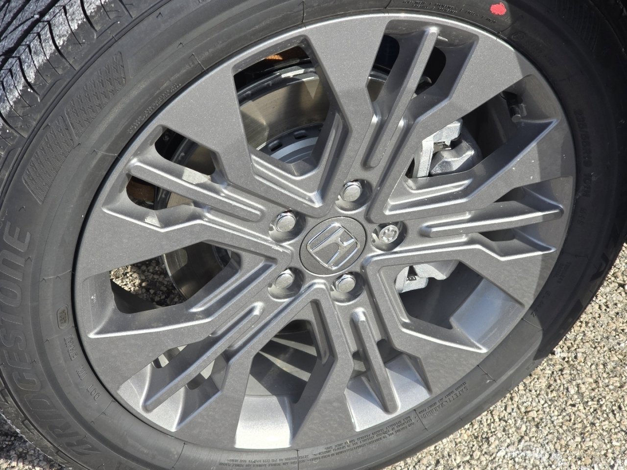 New 2026 Honda Odyssey Touring image 13