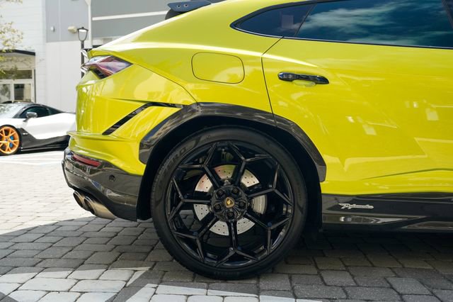 Used 2023 Lamborghini Urus Performante image 30
