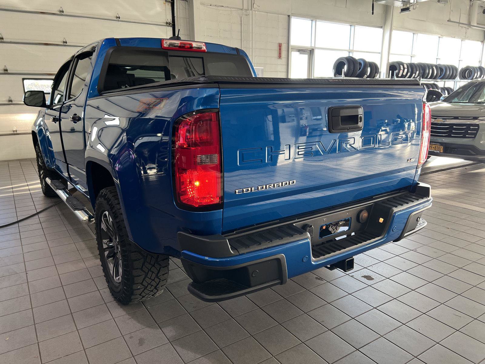 Used 2022 Chevrolet Colorado Z71 AWD/4WD image 25