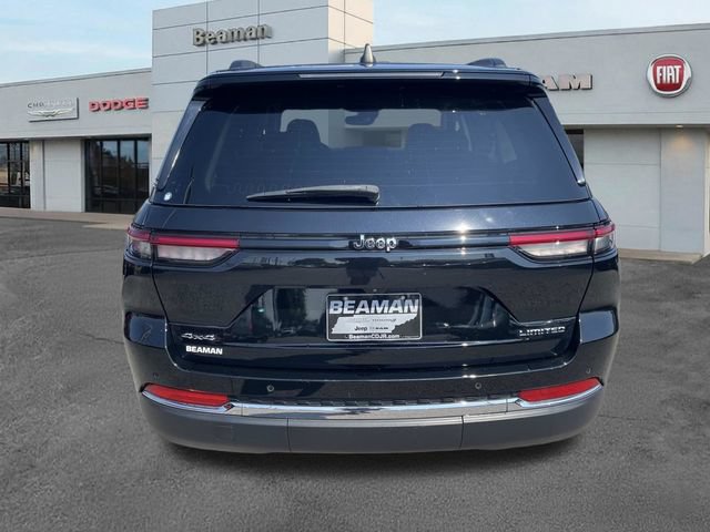 Used 2023 Jeep Grand Cherokee Limited AWD/4WD image 4