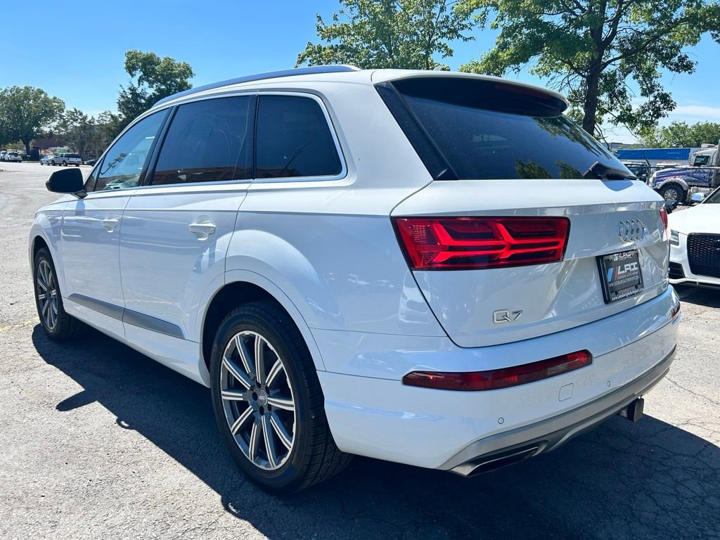 Used 2018 Audi Q7 2.0T Premium Plus w/ Premium Plus Package AWD/4WD image 2