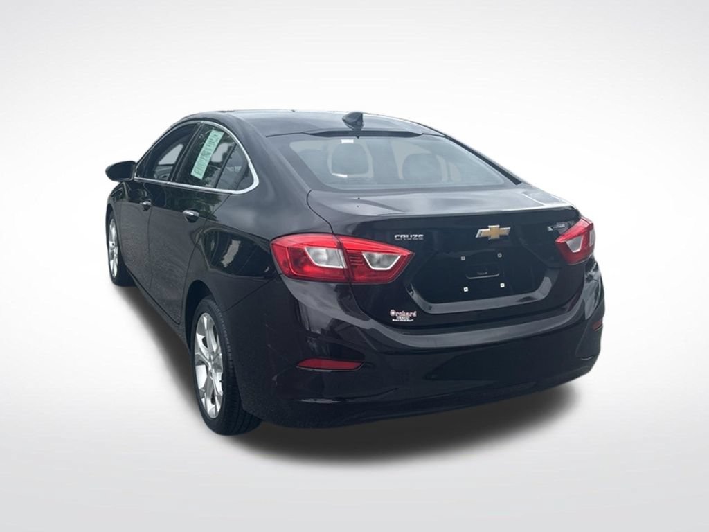 Used 2016 Chevrolet Cruze Premier FWD image 5