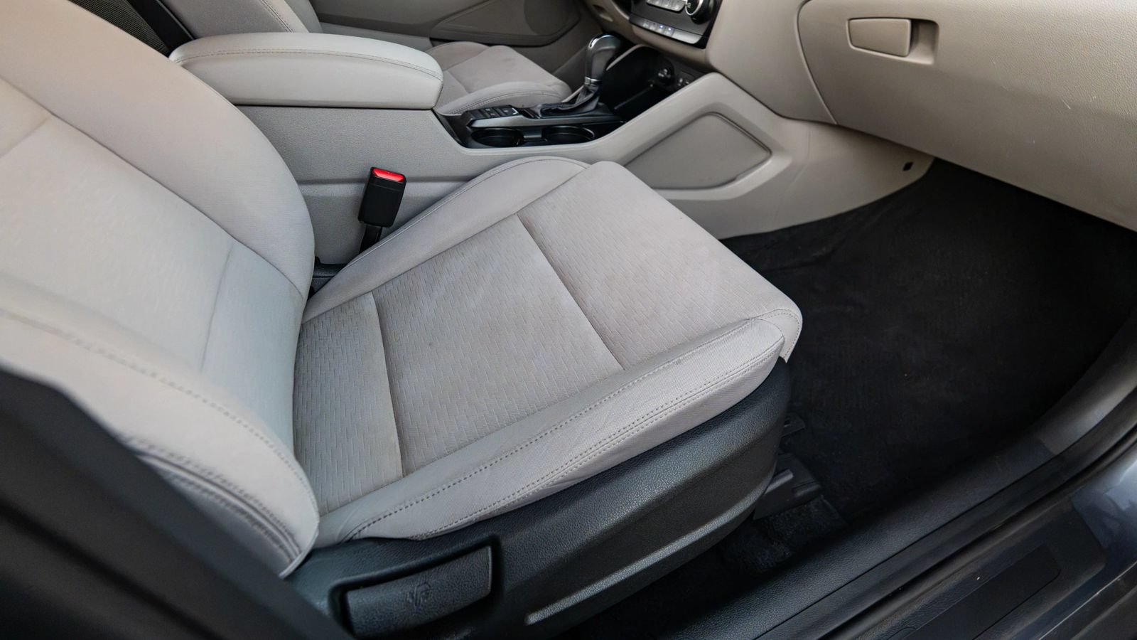 Used 2019 Hyundai Tucson SE w/ Cargo Package FWD image 12