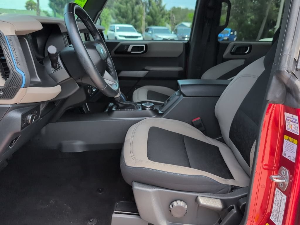Certified 2022 Ford Bronco Wildtrak AWD/4WD image 9