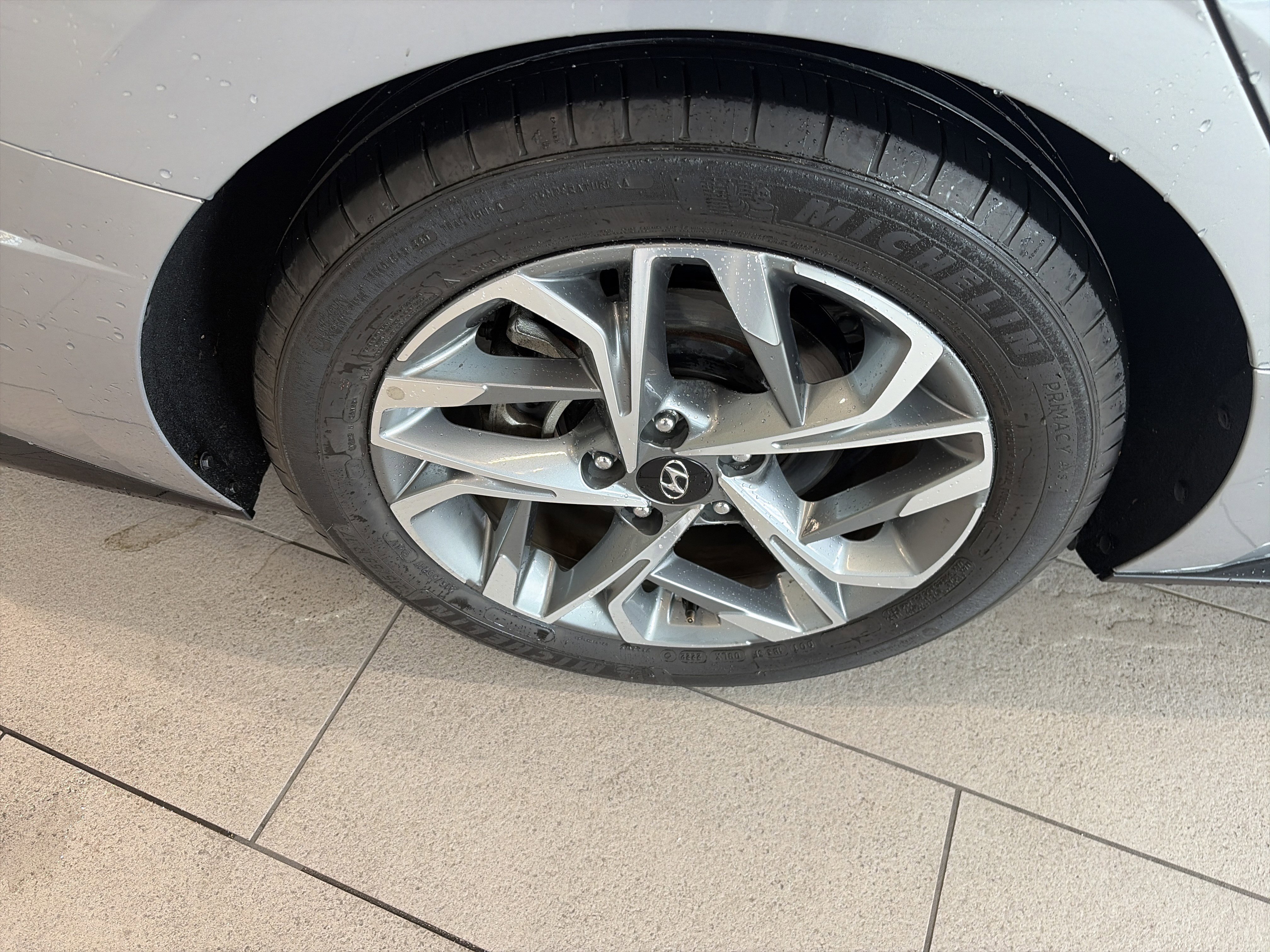 Used 2023 Hyundai Sonata SEL w/ Convenience Package FWD image 9