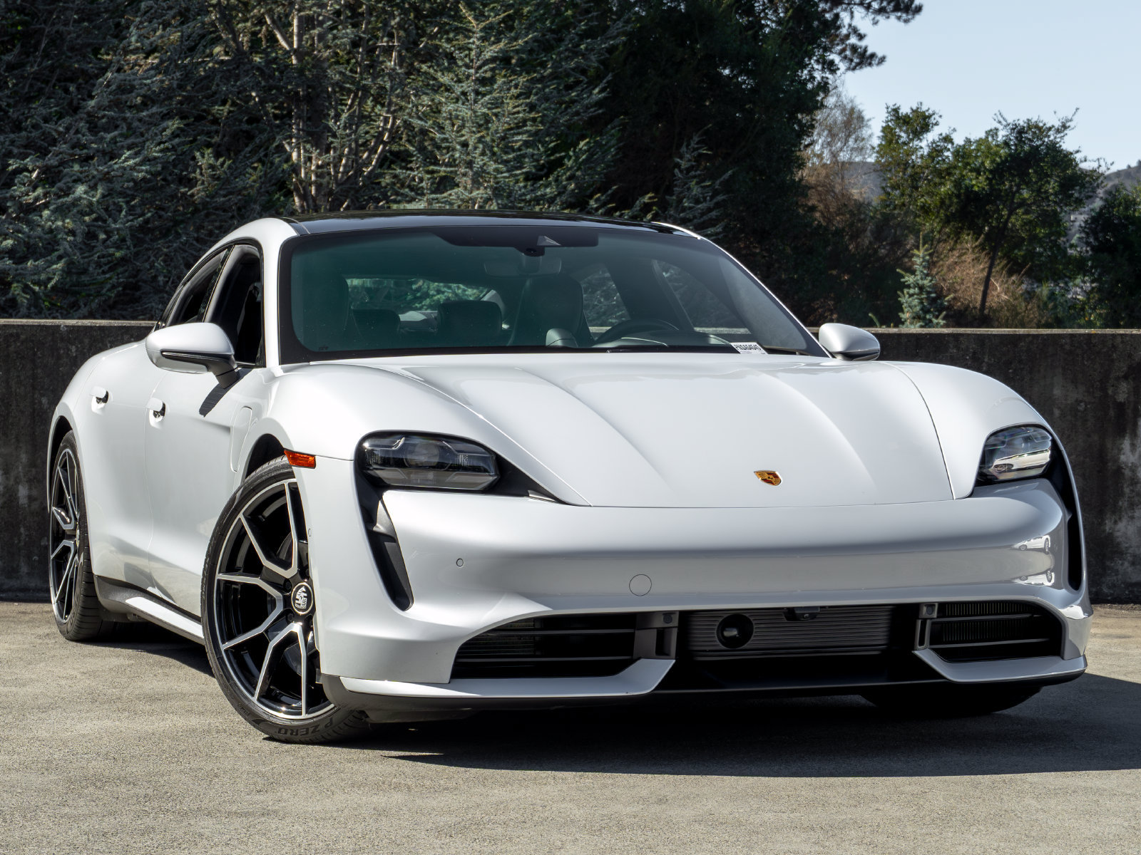 Certified 2022 Porsche Taycan Turbo AWD/4WD image 6