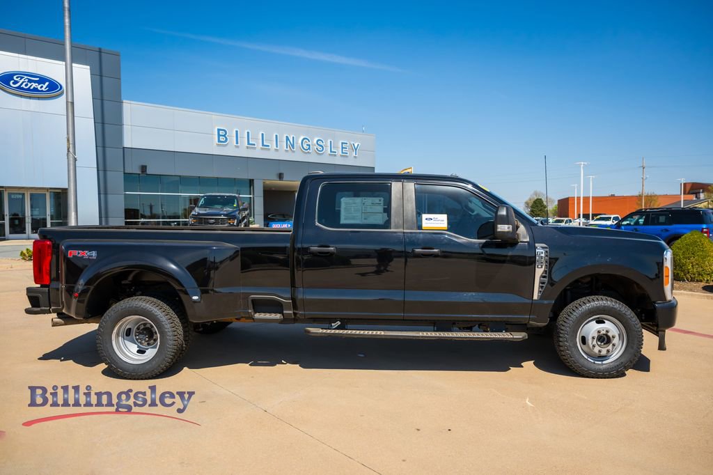 Certified 2023 Ford F350 XL w/ FX4 Off-Road Package image 8