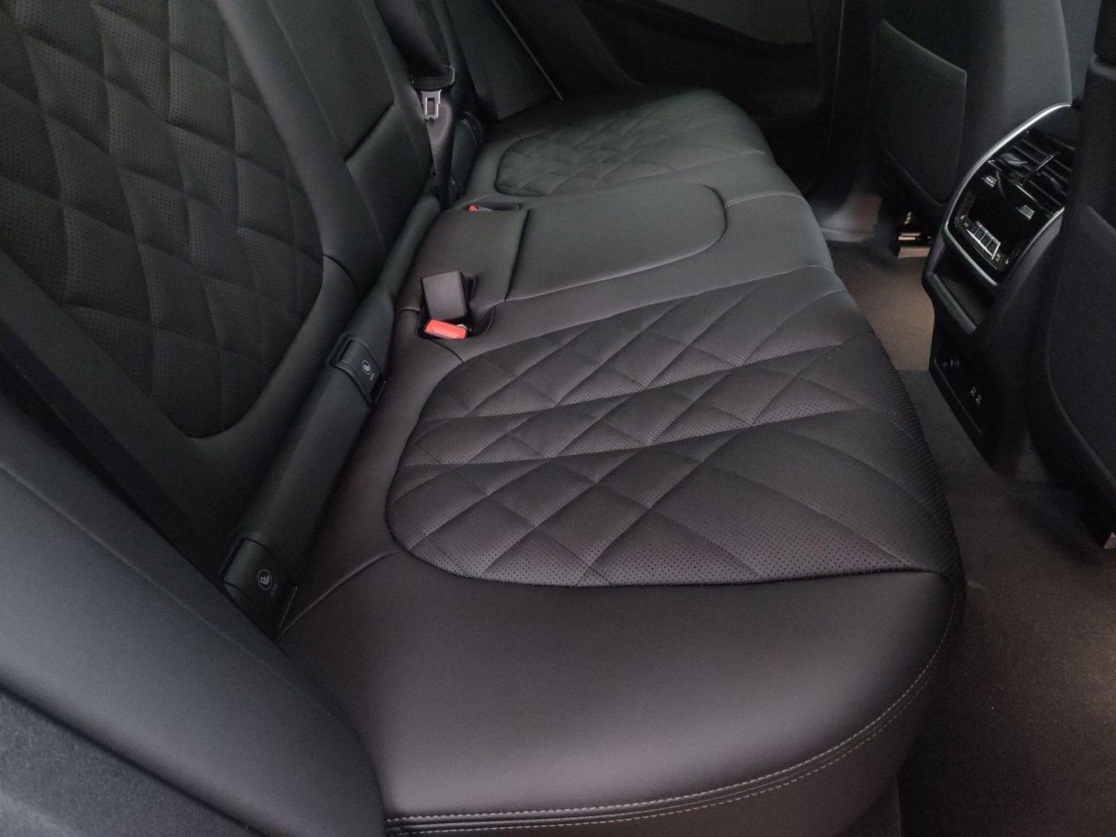 Used 2026 BMW X5 xDrive40i w/ M Sport Package image 26