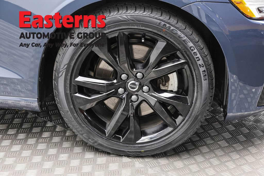 Used 2024 Volvo S60 B5 Core FWD image 30