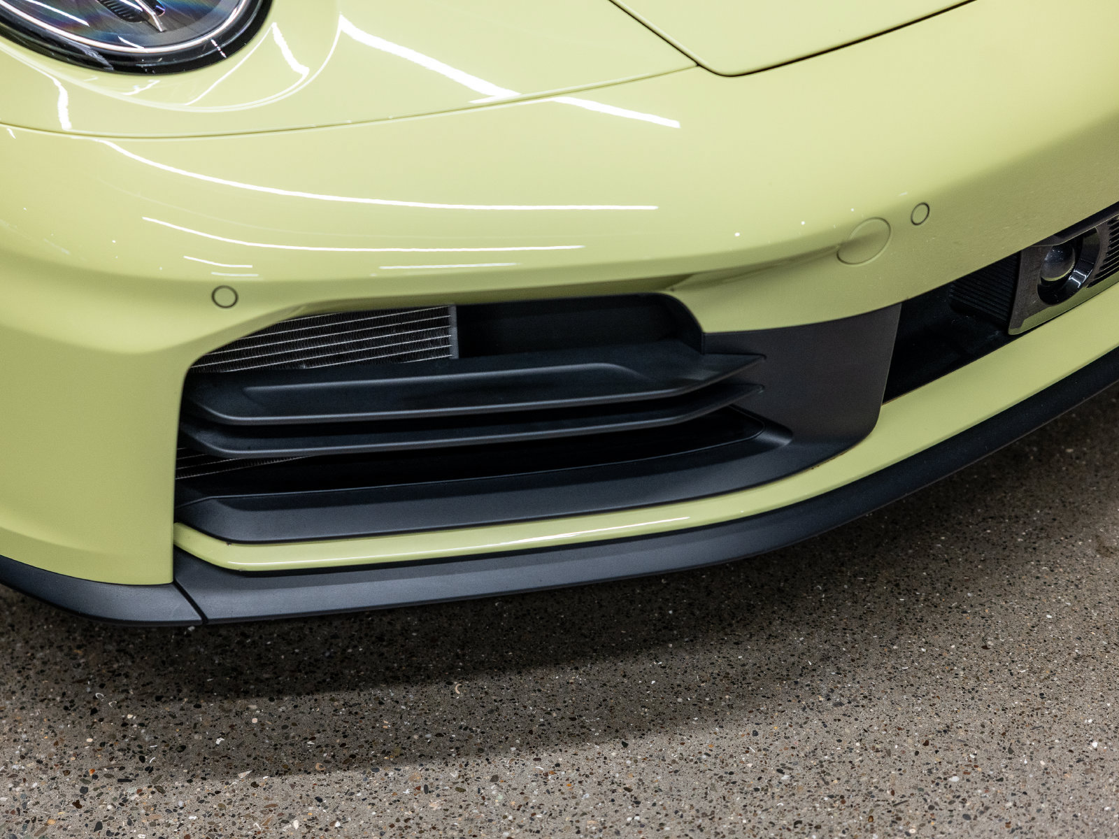 Certified 2025 Porsche 911 Carrera RWD image 17