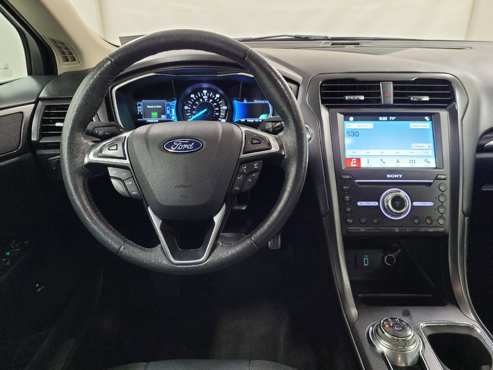 Used 2018 Ford Fusion Titanium FWD image 22