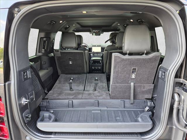 Certified 2025 Land Rover Defender 130 X-Dynamic SE AWD/4WD image 6