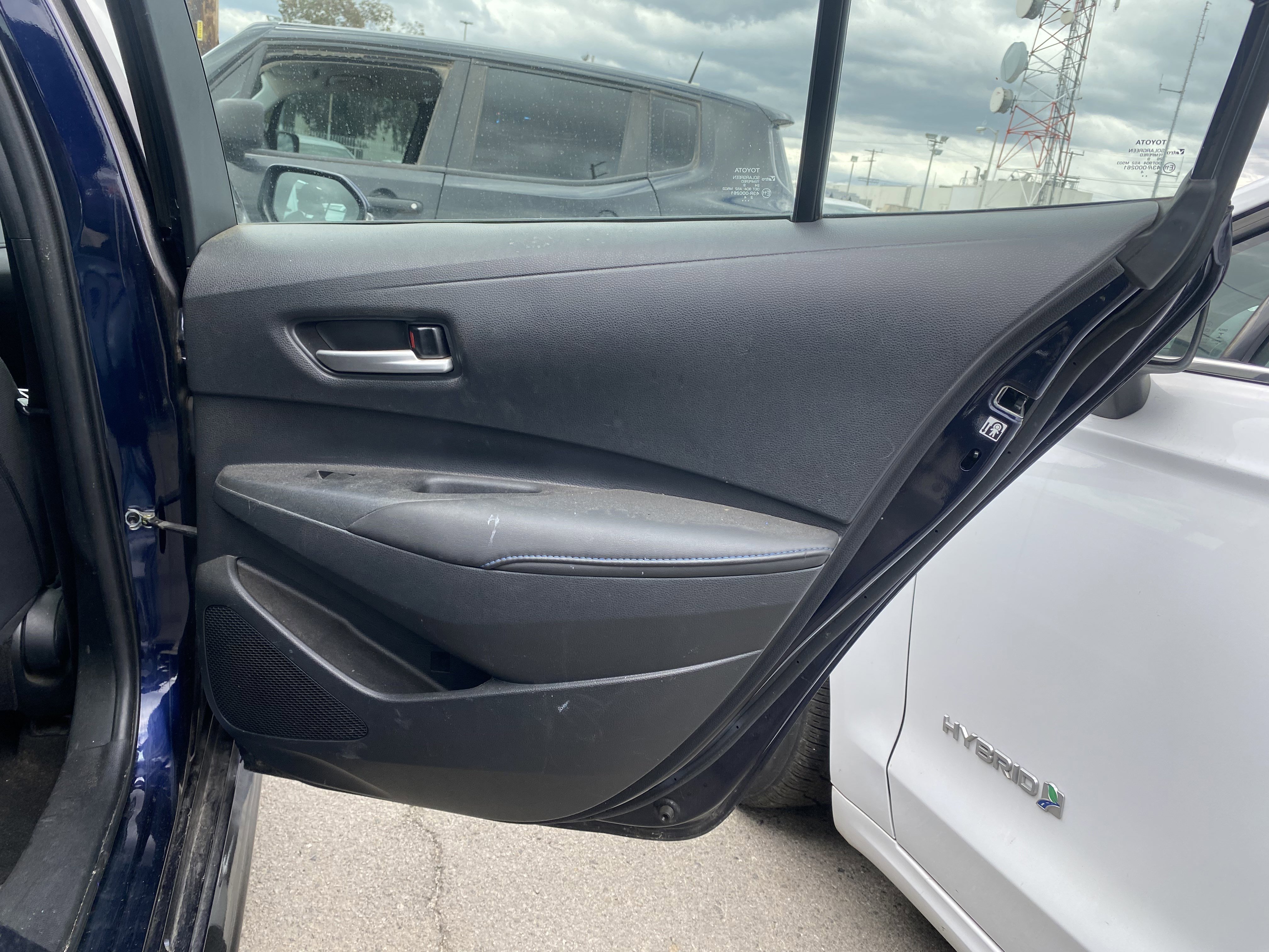 Used 2020 Toyota Corolla SE w/ Carpet Mat Package (TMS) FWD image 19
