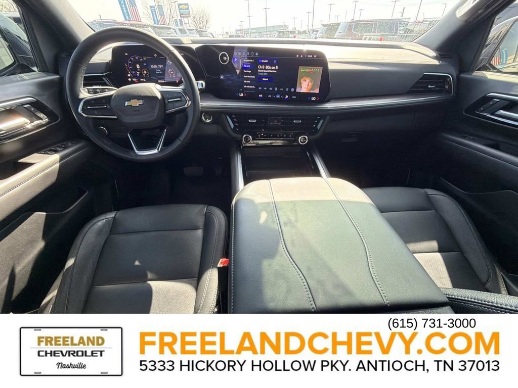 Used 2025 Chevrolet Suburban LS image 20