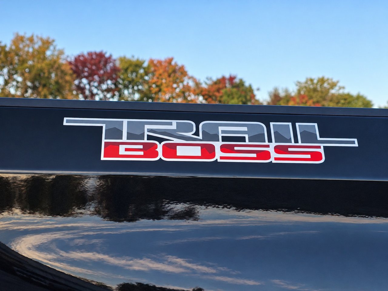 Certified 2026 Chevrolet Silverado 1500 LT Trail Boss w/ LT Trail Boss Premium Package AWD/4WD image 10