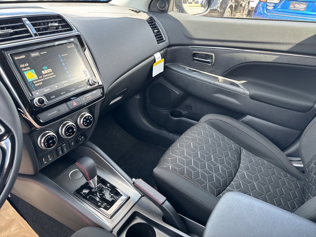 New 2027 Mitsubishi Outlander Sport LE FWD image 10