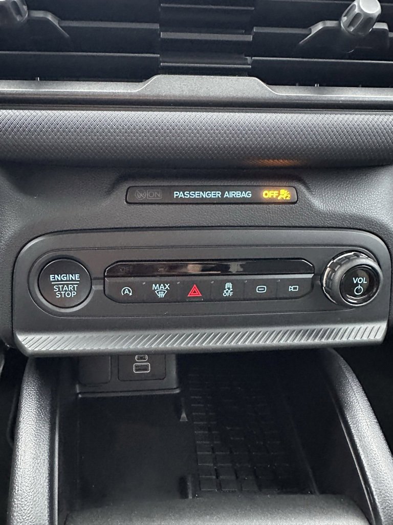 Used 2025 Ford Bronco Sport Big Bend image 11