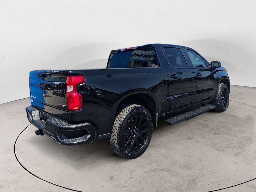 Used 2022 Chevrolet Silverado 1500 RST w/ Z71 Off-Road Package AWD/4WD image 3