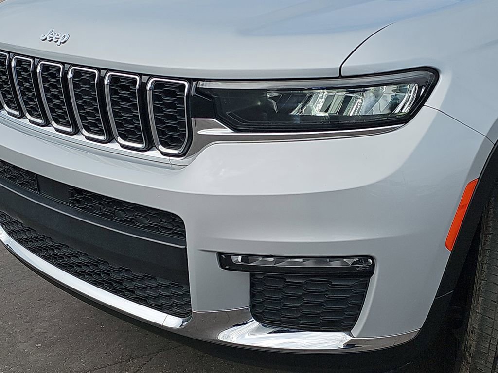 Used 2022 Jeep Grand Cherokee L Limited image 34