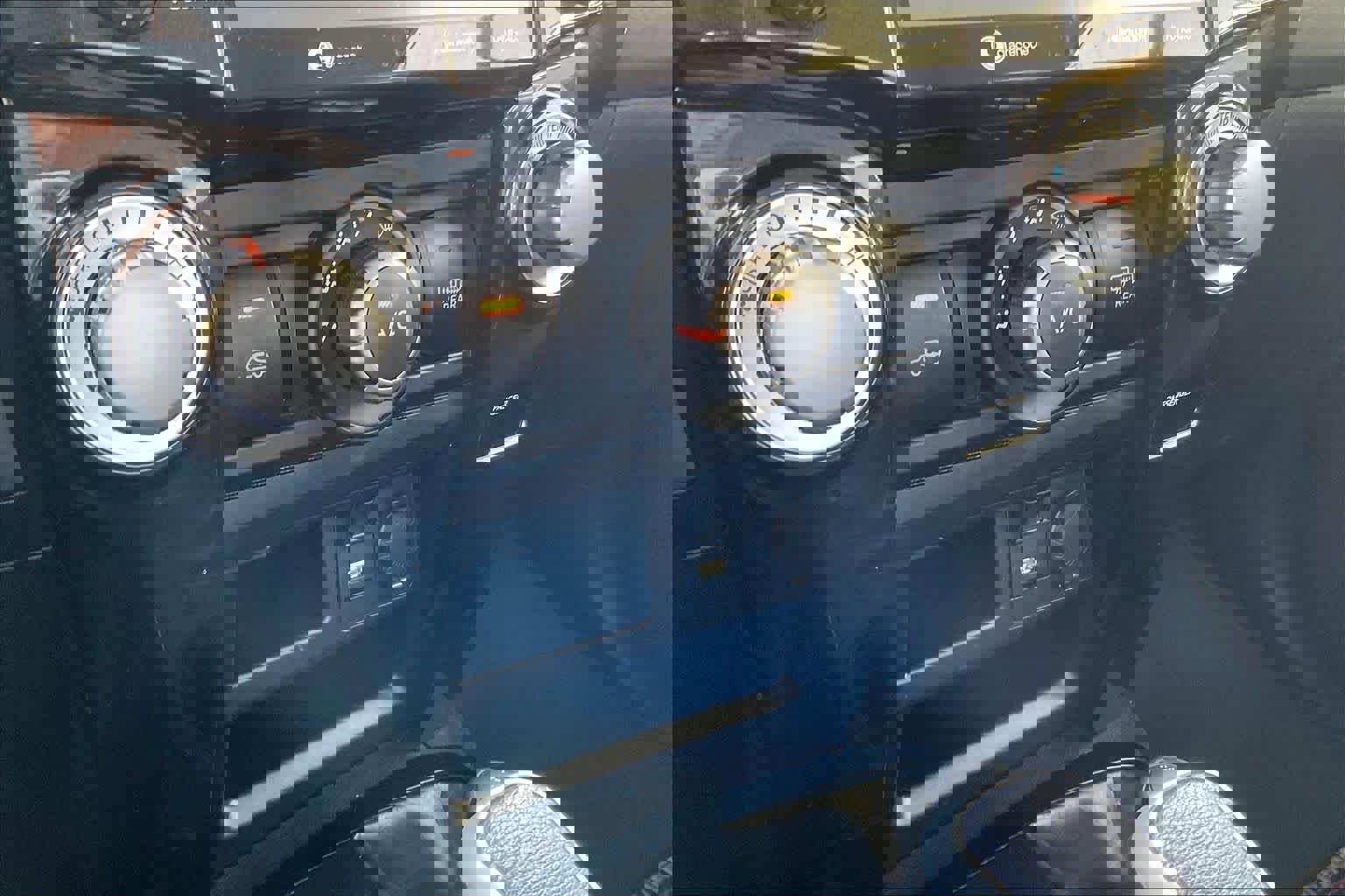 Used 2024 Toyota 4Runner TRD Off-Road image 33