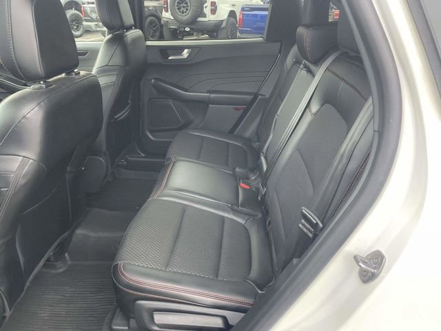 Certified 2025 Ford Escape ST-Line AWD/4WD image 10