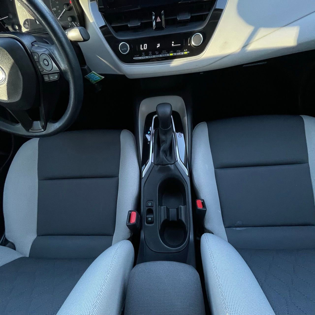 Used 2024 Toyota Corolla LE image 19