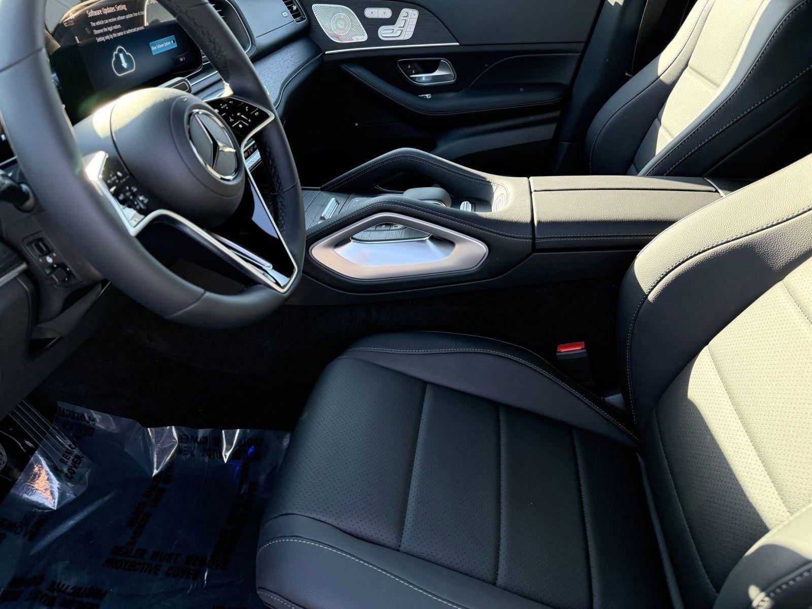 Used 2026 Mercedes-Benz GLS 450 4MATIC image 5