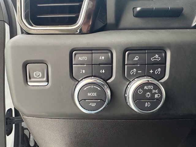 Used 2024 GMC Sierra 2500 Denali w/ Denali Reserve Package AWD/4WD image 28