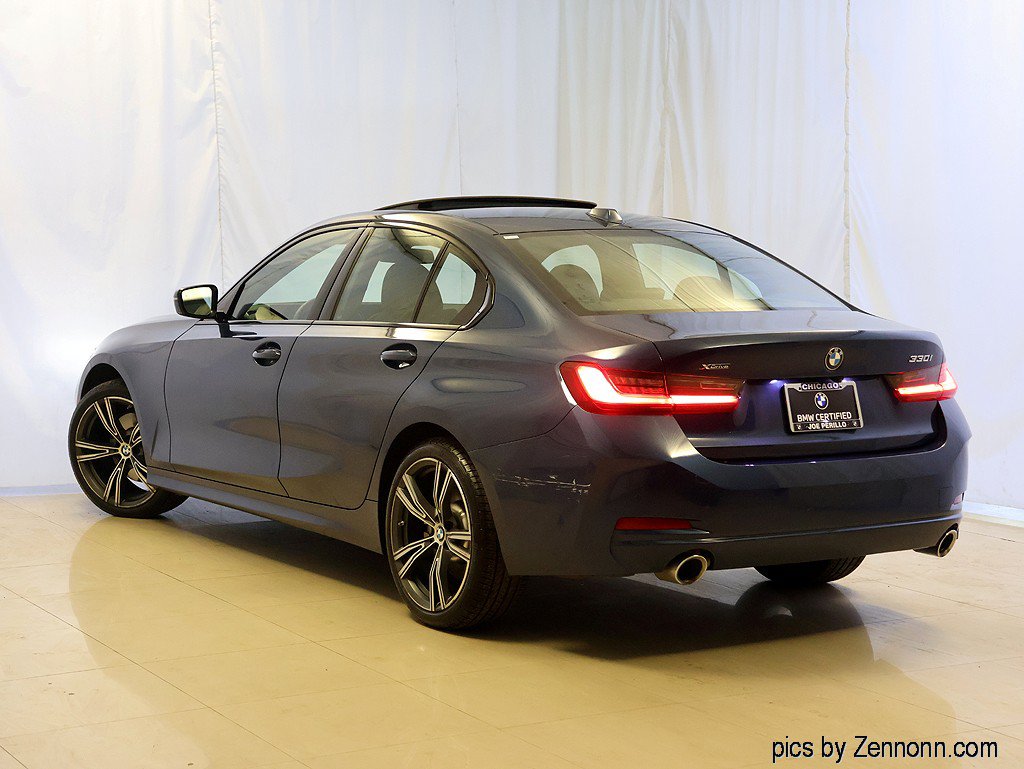 Certified 2023 BMW 330i xDrive Sedan w/ Premium Package AWD/4WD image 9