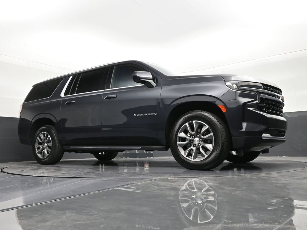 Used 2023 Chevrolet Suburban LS image 26