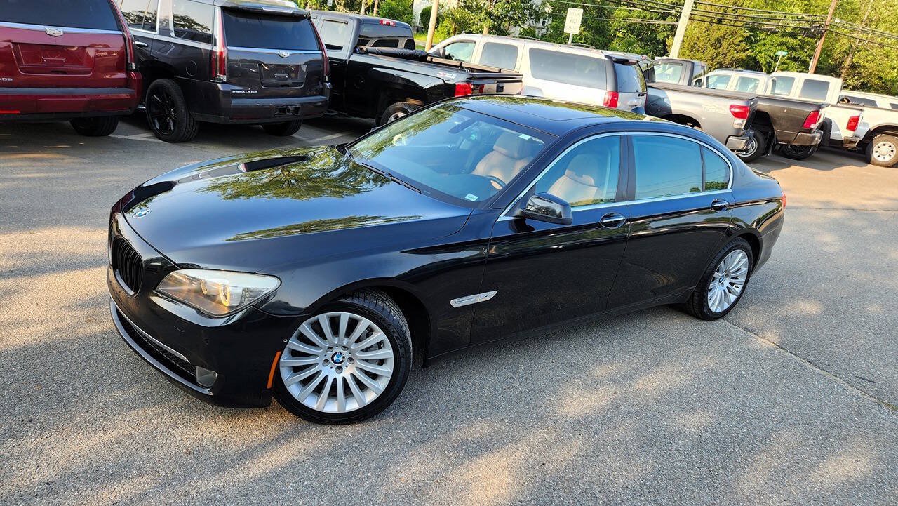 Used 2011 BMW 750Li xDrive AWD/4WD image 2