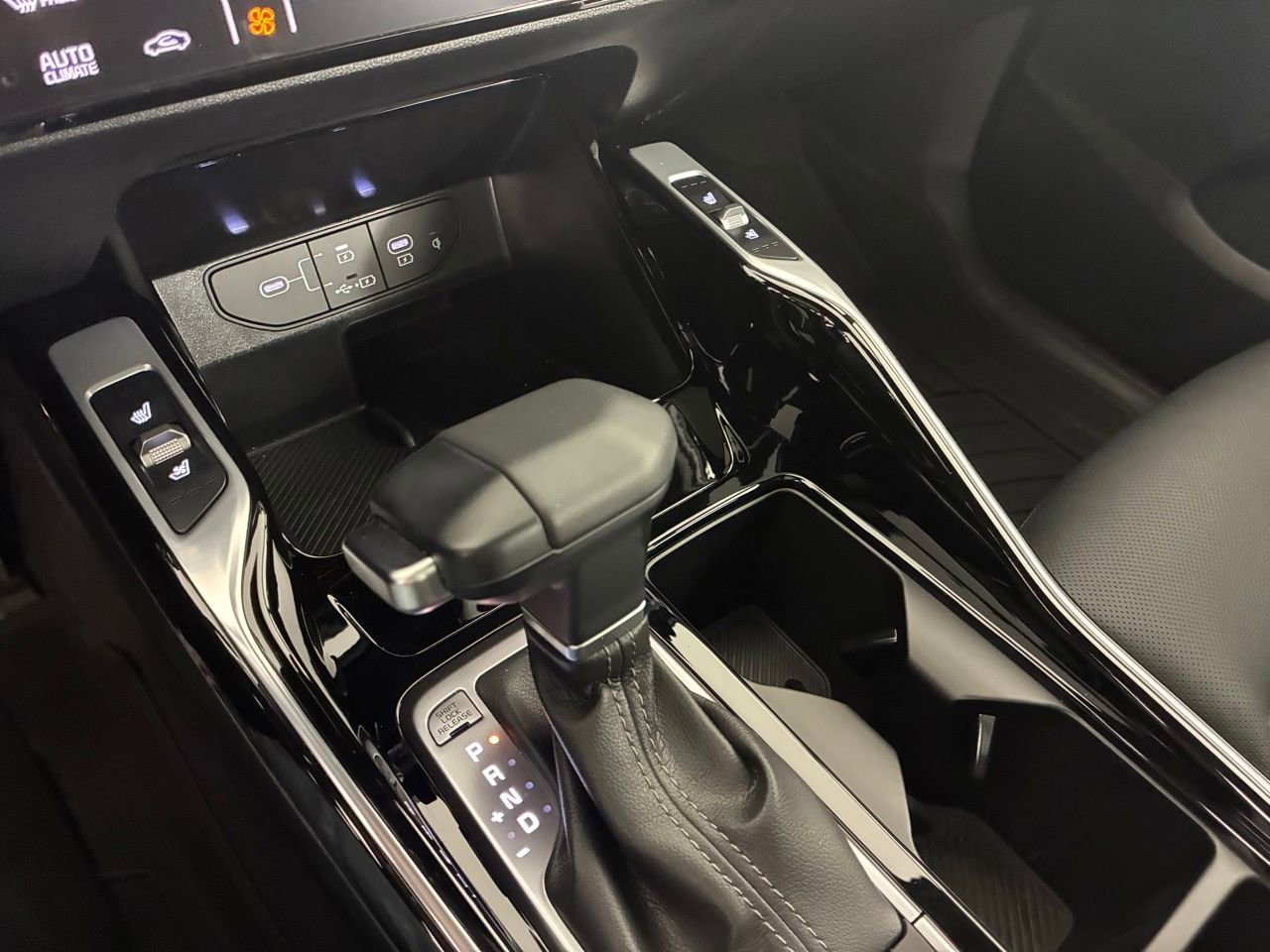 Used 2025 Kia Sorento SX Prestige image 20