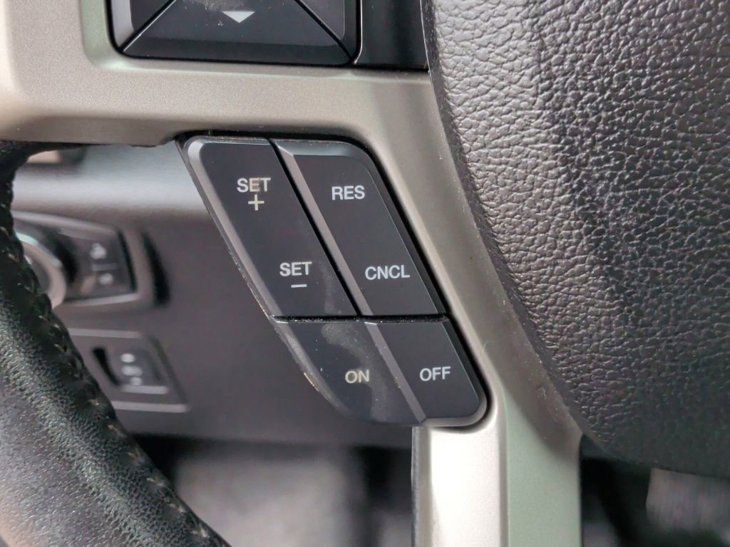 Used 2018 Ford F150 Lariat w/ Equipment Group 502A Luxury AWD/4WD image 21